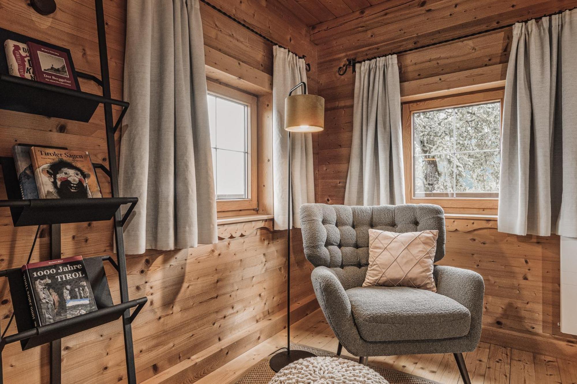 Aster Boutique Hotel & Chalets Fuegenberg Room photo