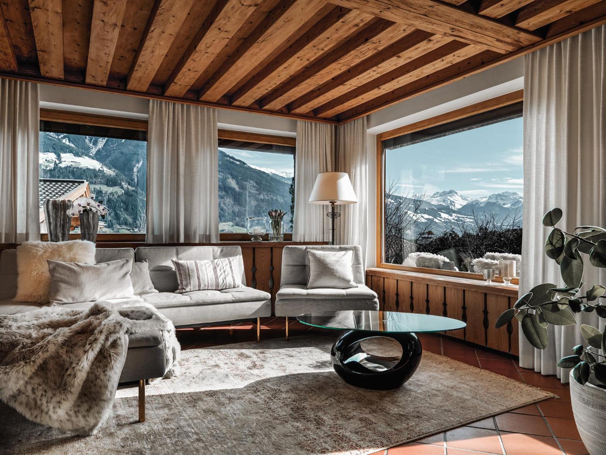 Aster Boutique Hotel & Chalets Fuegenberg Room photo