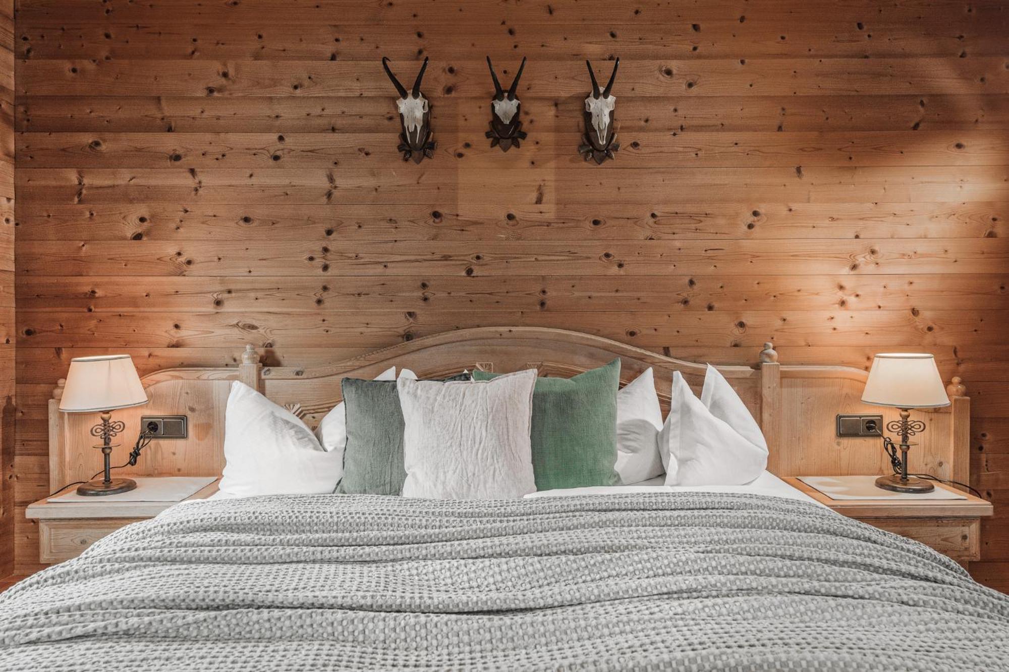 Aster Boutique Hotel & Chalets Fuegenberg Exterior photo